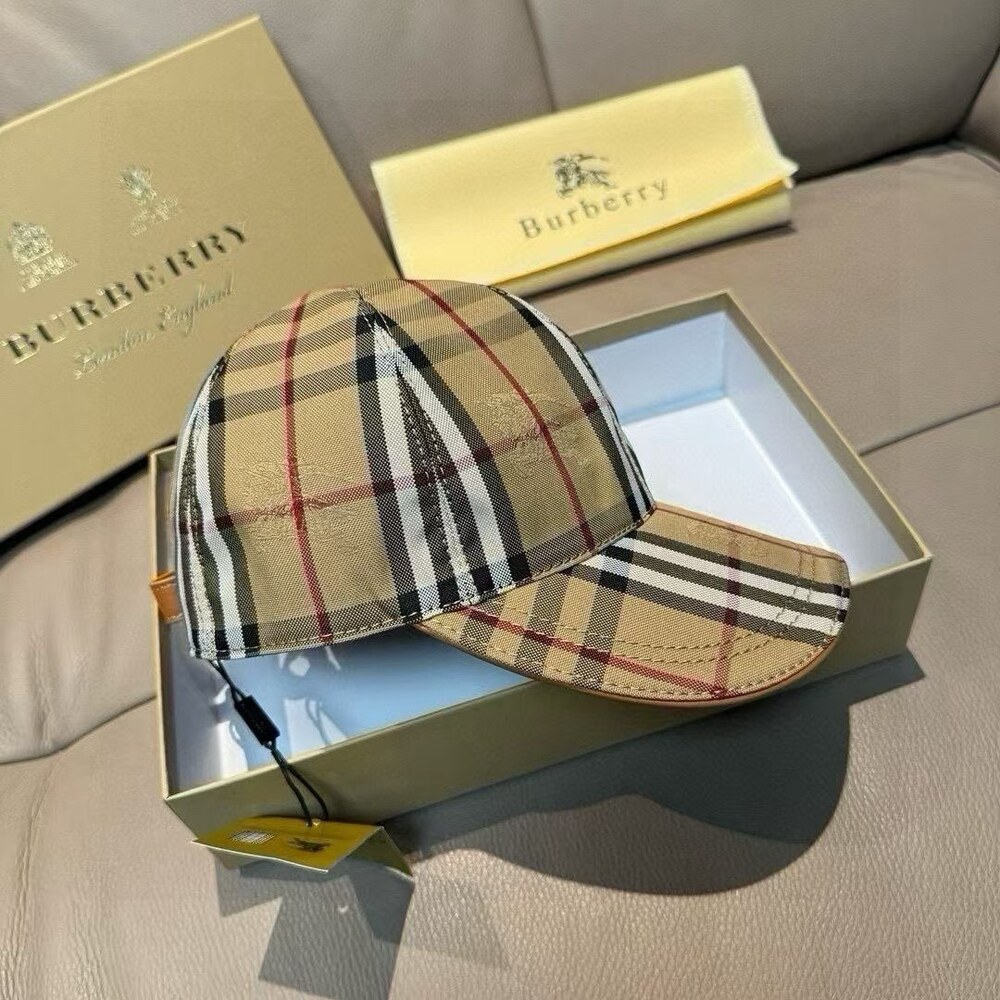 Burberry Vintage Check Baseball Cap - Picture 5 of 6